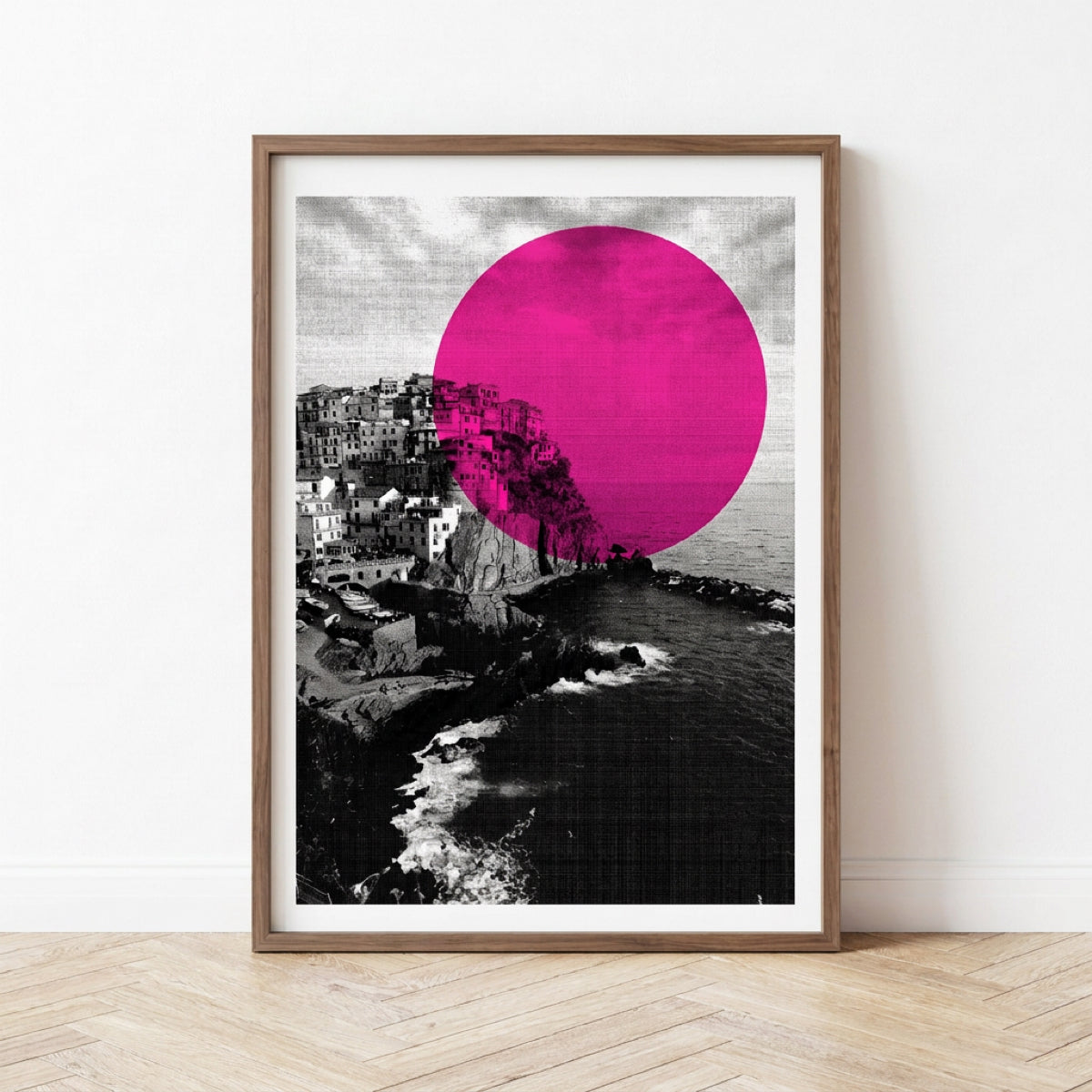 Print Manarola Cinque Terre Siebdruck Neonpink im Holzrahmen
